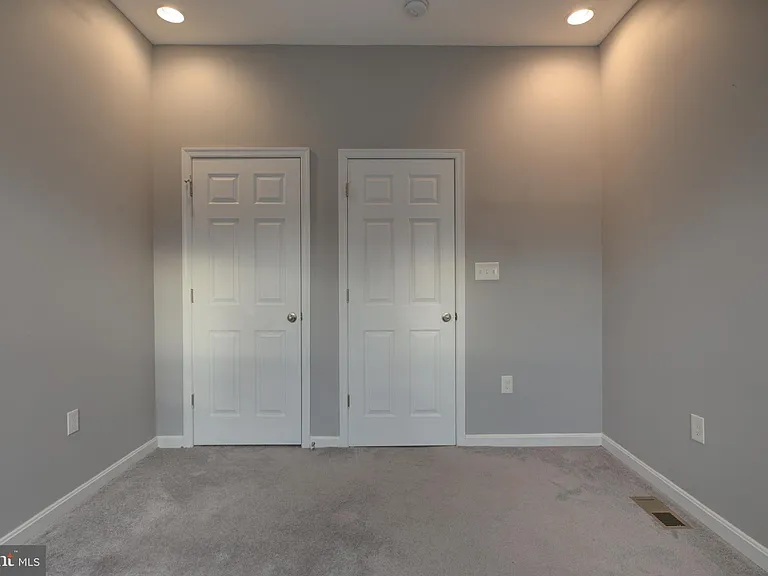 16 N Bradford St — Photo 20