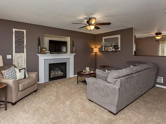 2nd image of 3501 Poplar Dr SW