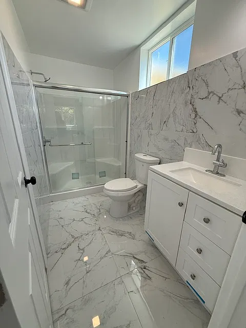 1 bed, 440 sqft, $2,055 — Photo 1