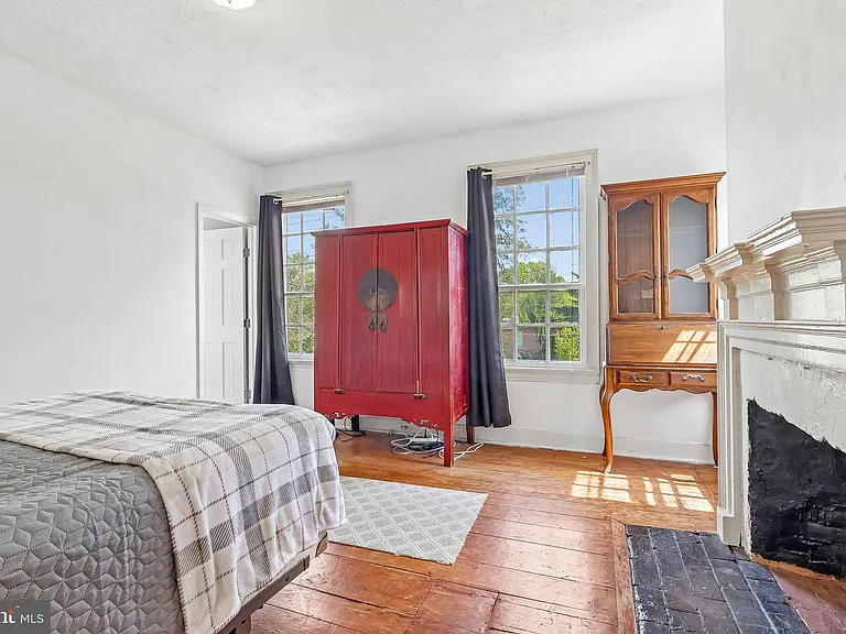 2167 Brunswick Ave — Photo 20