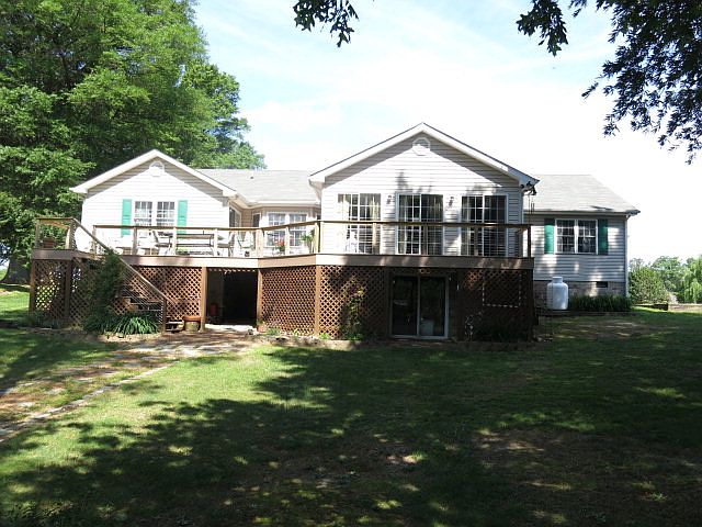 1st image of 29 Cabin Point Dr
