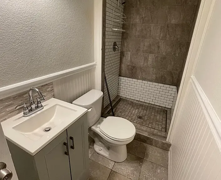 2014 S Corona Ave — Photo 14