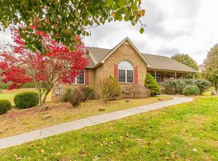 2321 Covington Dr, Morristown, TN 37814
