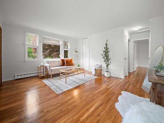 5th image of 1180 Main St #2