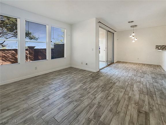 3rd image of 251 S Green Valley Pkwy Unit 3313