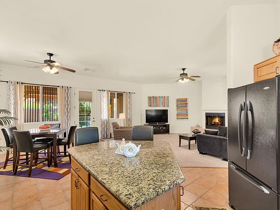 3rd image of 1474 W Camino Chase