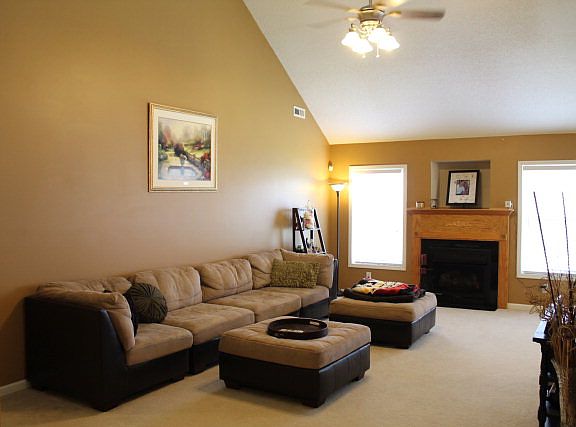 4th image of 220 Trailwood Dr