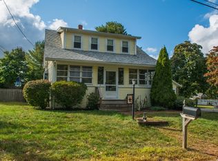 8 Nelson St, Kingston, MA 02364