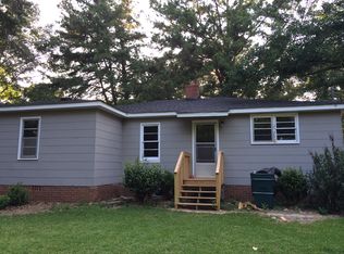 491 Athens St, Hartwell, GA 30643