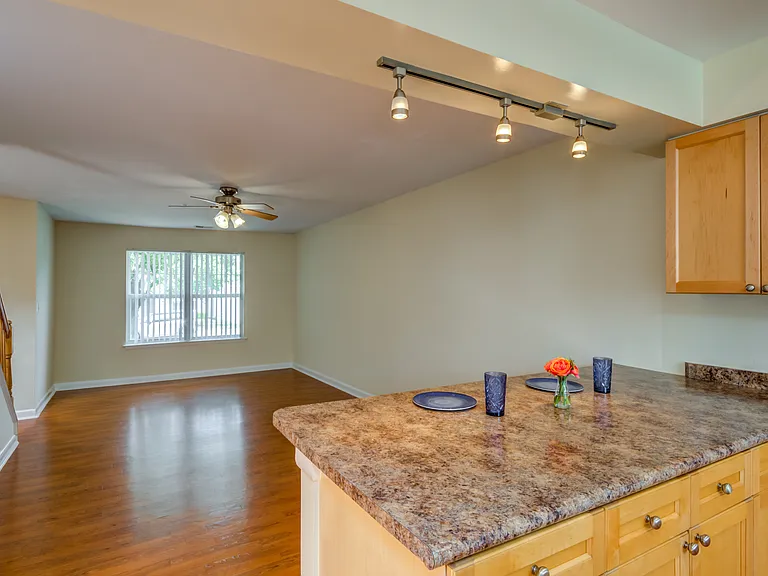 Bellevue - Liberty Military Housing — Photo 7