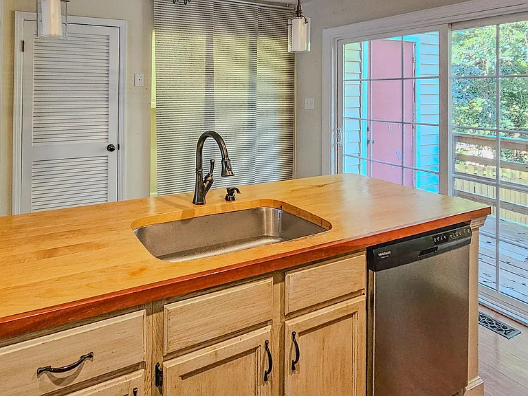 2146 Belle Terra Rd — Photo 6