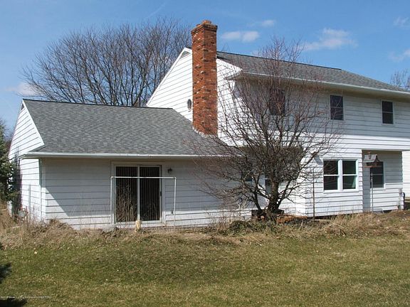 3rd image of 419 Green Meadows Dr