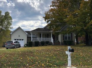 140 Clyde Wix Rd, Westmoreland, TN 37186