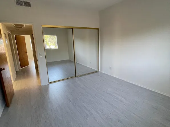 11281 Peach Grove St #11281, North Hollywood, CA 91601