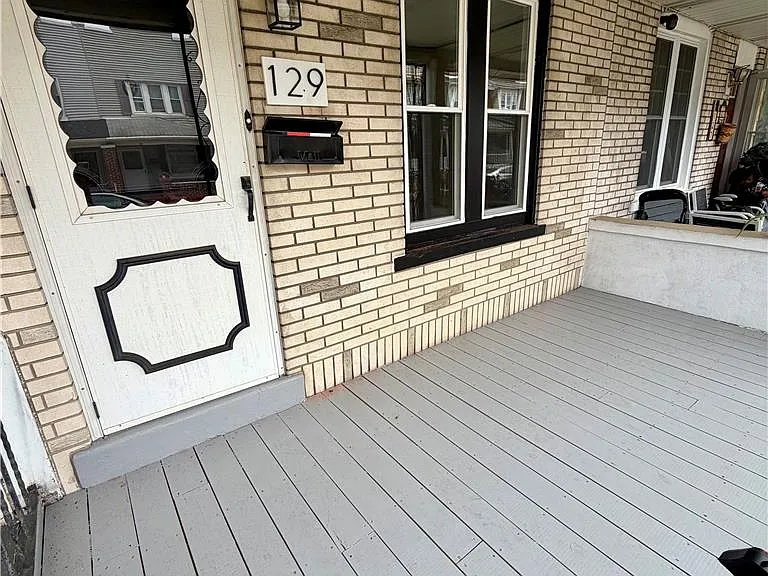 129 N Ellsworth St — Photo 2