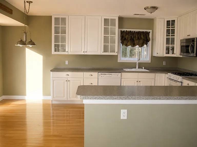 130 Colony Club Dr — Photo 3