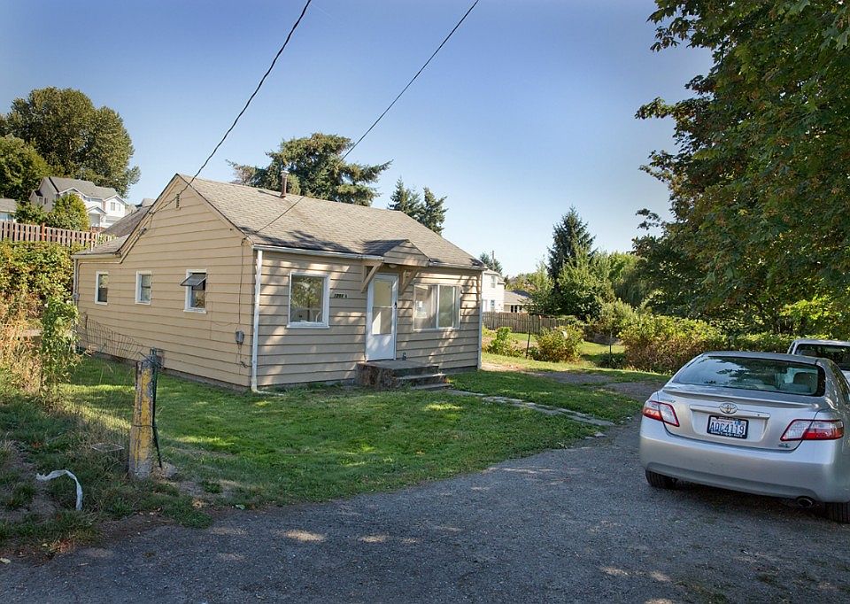 2nd image of 2201B S Eddy St