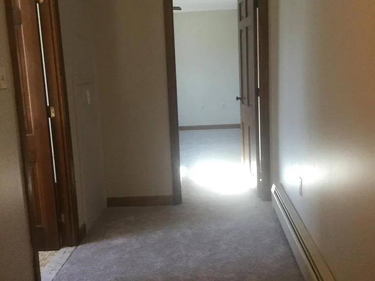 41 English St — Photo 9