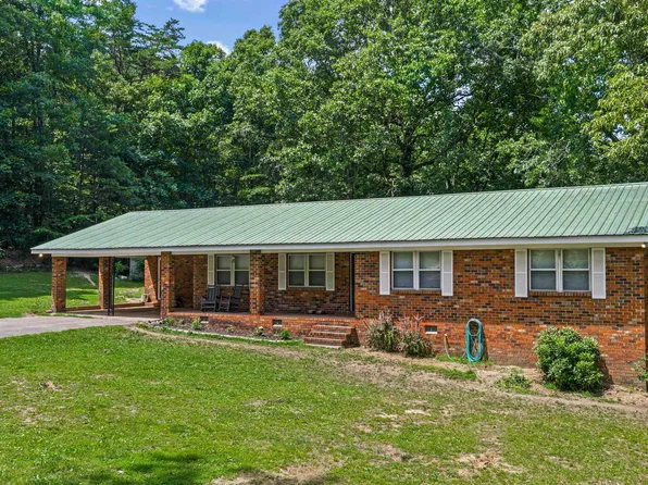72 Red Oak Dr, Valley Head, AL 35989