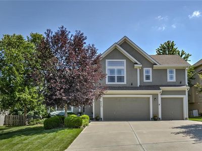 8527 NE 100th St, Kansas City, MO, 64157