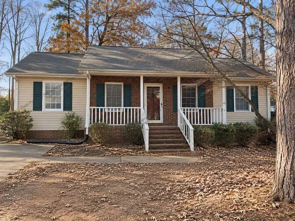 1607 Cedrow Dr, High Point, NC 27260