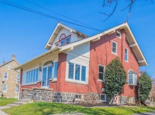 527 Forty Foot Rd, Lansdale, PA 19446