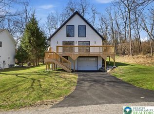 43 Lenape Trl, Mount Bethel, PA 18343