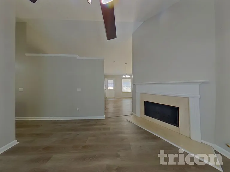 5733 Partin Ln — Photo 4