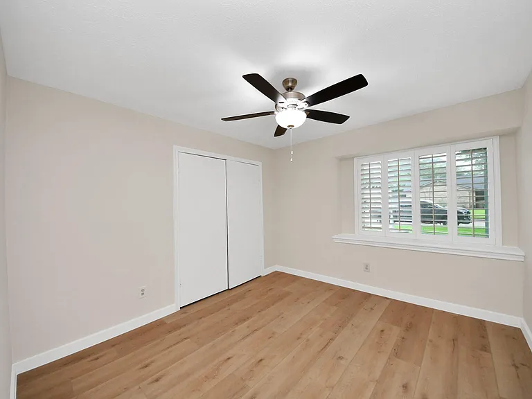 25511 Many Oak Dr — Photo 31