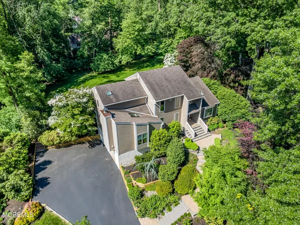 147 Willow Grove Drive, Lincroft, NJ 07738