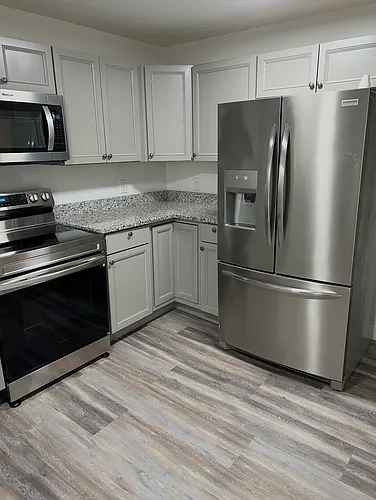 376 Brockway Ave #A Photo 1