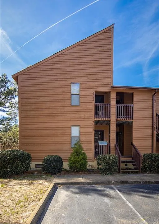 3065 Cape Henry Ct