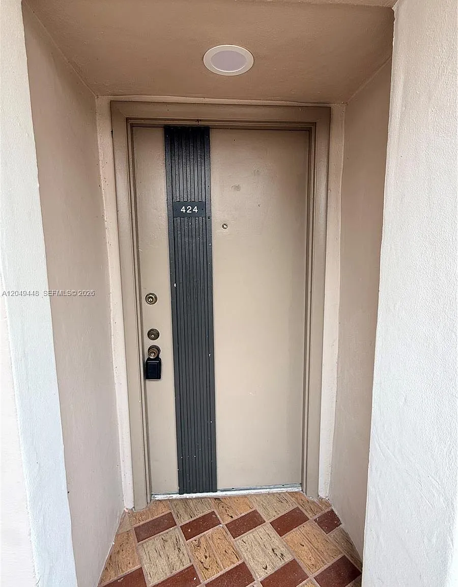 The Horizons West Condo # — Photo 4