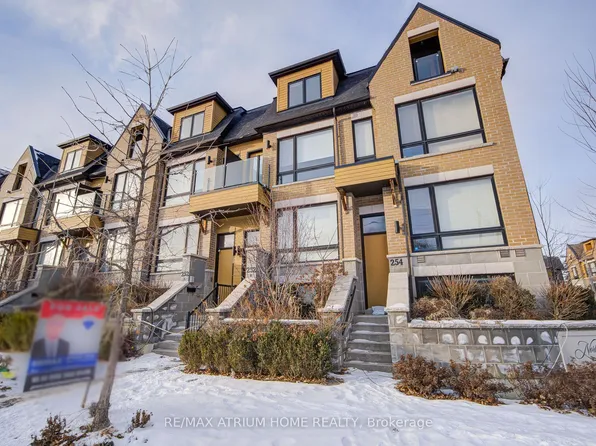 252B Finch Ave E, Toronto, ON M2N 0K3