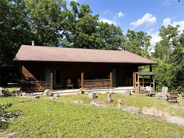 2 Bluffview Ct, New Florence, MO 63363