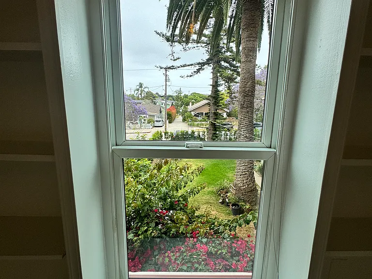 412 W Sola St #B — Photo 19