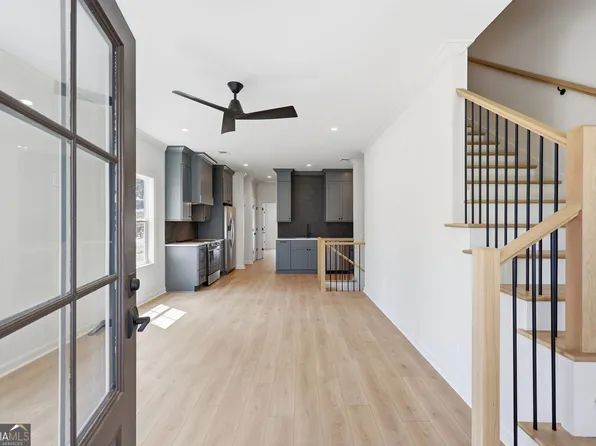 1121 Riverside Ter, Gainesville, GA 30501