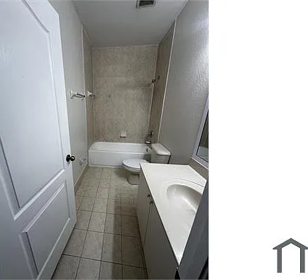 2903 SE 17th Ave #209 — Photo 16