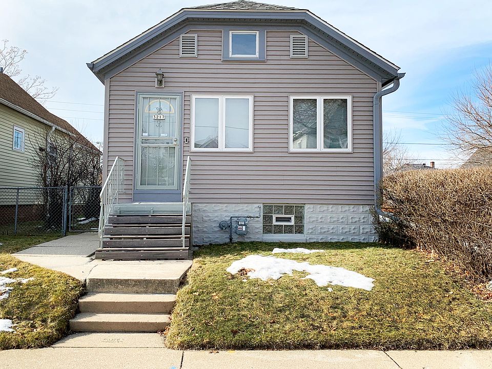 1st image of 3217 N Dousman St