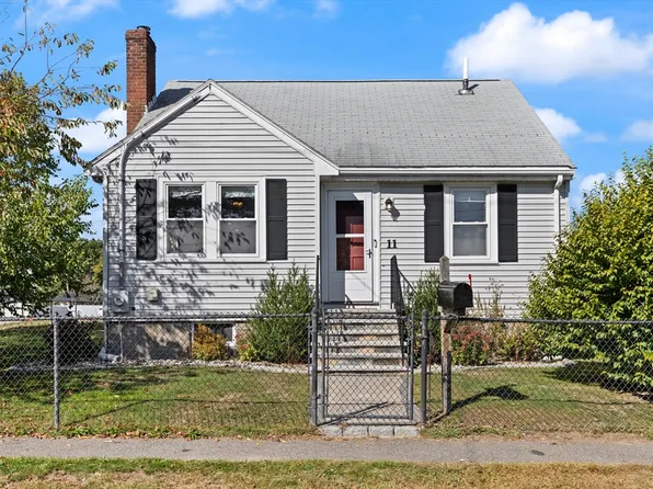 11 Riverside Ave, Quincy, MA 02169