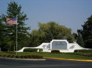 1628 Waterford Dr, Edison, NJ