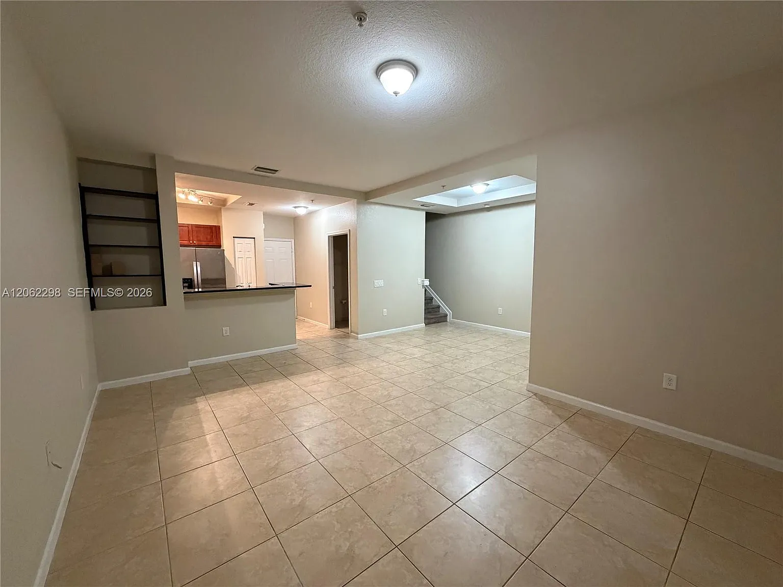 Paloma Lakes Condominium — Photo 3