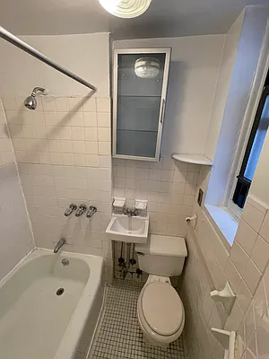 Rented by Best Apartments North Inc | media 33