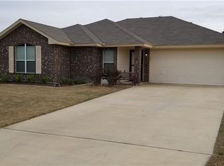 1062 E Avenue M, Belton, TX 76513