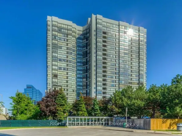 7 Bishop Ave #905, Toronto, ON M2M 4J4