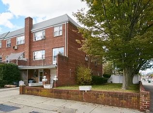 9171 71st Rd, Forest Hills, NY 11375