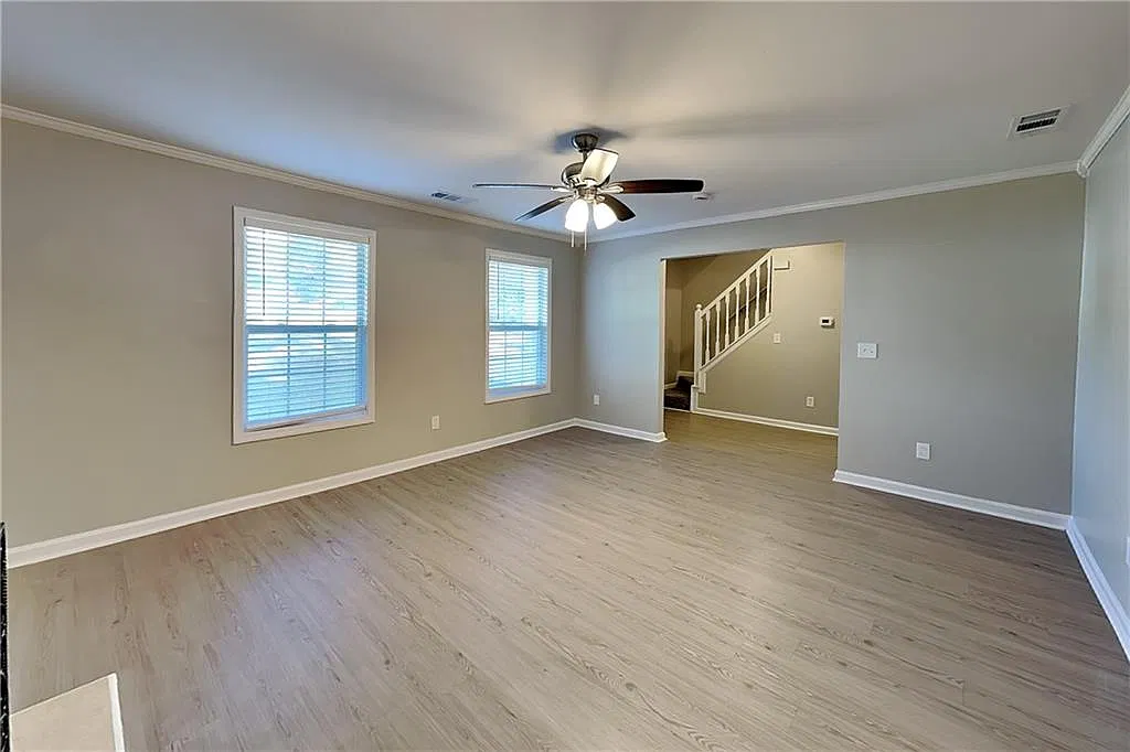 4 bed, 2.5 bath, 1863 sqft, $1,950 — Photo 3