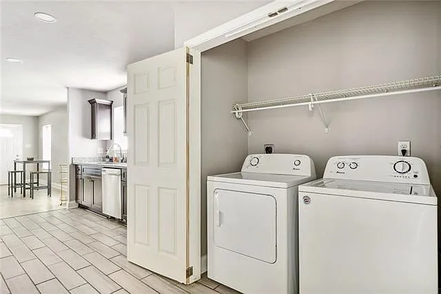 3 bed, 2.0 bath, 1536 sqft, $1,950 — Photo 4