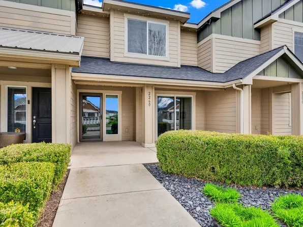 2260 N Country Vista Blvd, Liberty Lake, WA 99019