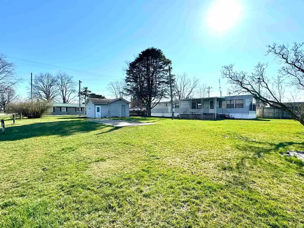118 W Lakeside Dr, North Manchester, IN 46962